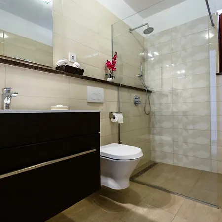 Apartment Aria 1 *